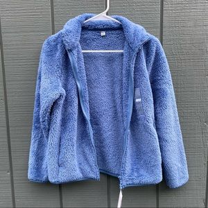 NWT Uniqlo fluffy jacket